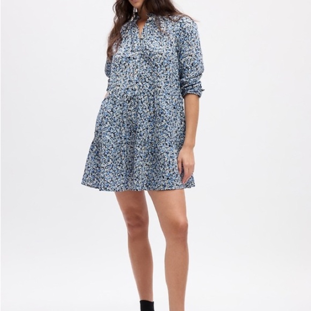 Gap Floral Blue and White women's Tiered Mini Shirtdress Dress size M